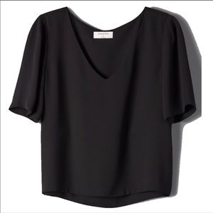 Aritzia Babaton Randy Short Sleeved Blouse